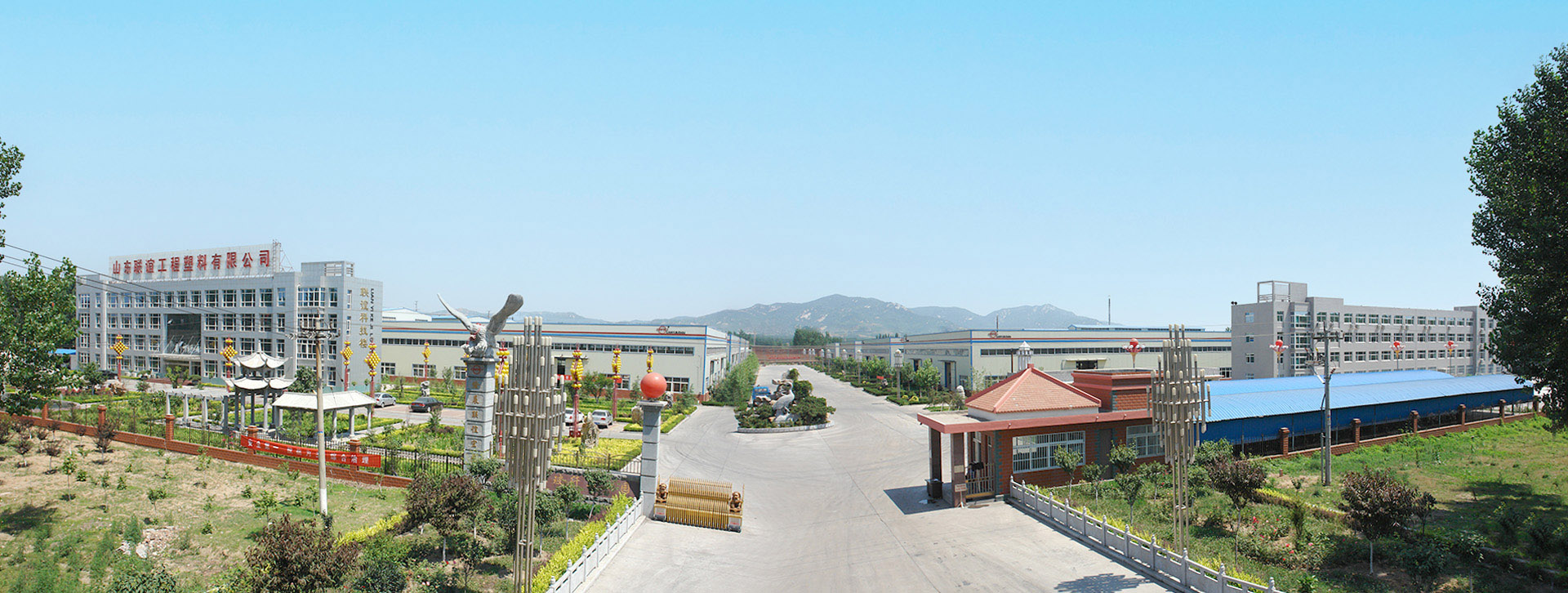 选双向塑料土工格栅制造厂家要看哪些标准和适配条件？ 