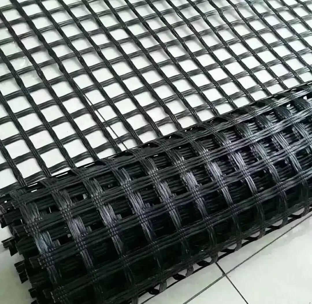 选择钢塑土工格栅生产厂家，需要考量哪些通用标准和适配条件？ 