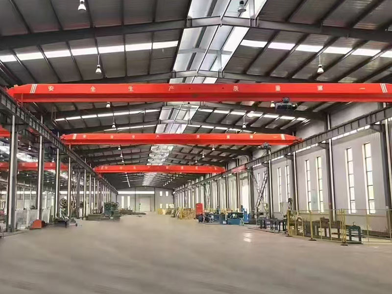 起重机在多场景中的应用与选型避坑指南