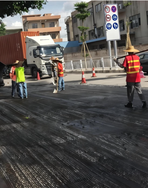 玄武岩纤维土工格栅不同厂家产品的实测拉伸强度、抗老化性能等数据差异是什么？ 