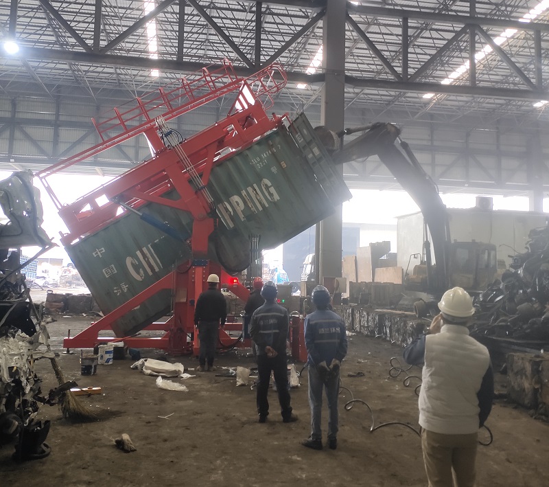 集装箱翻转机选型避坑：不同应用场景下的选择标准及山东鼎弘重工的适配方案 