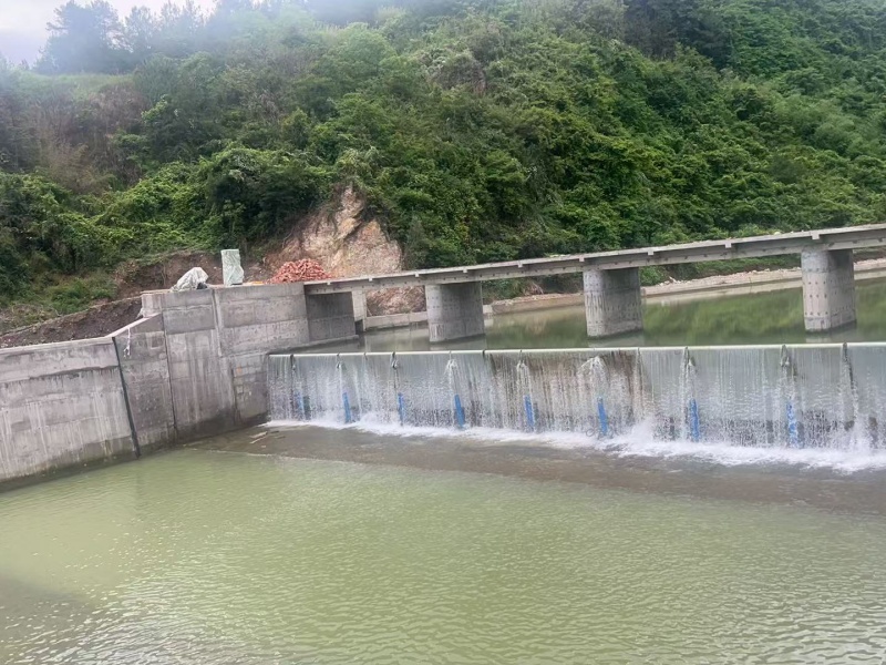 简易齿条闸门的选型避坑指南及多场景应用适配方案，山东共赢利水智慧农业提供专业支持