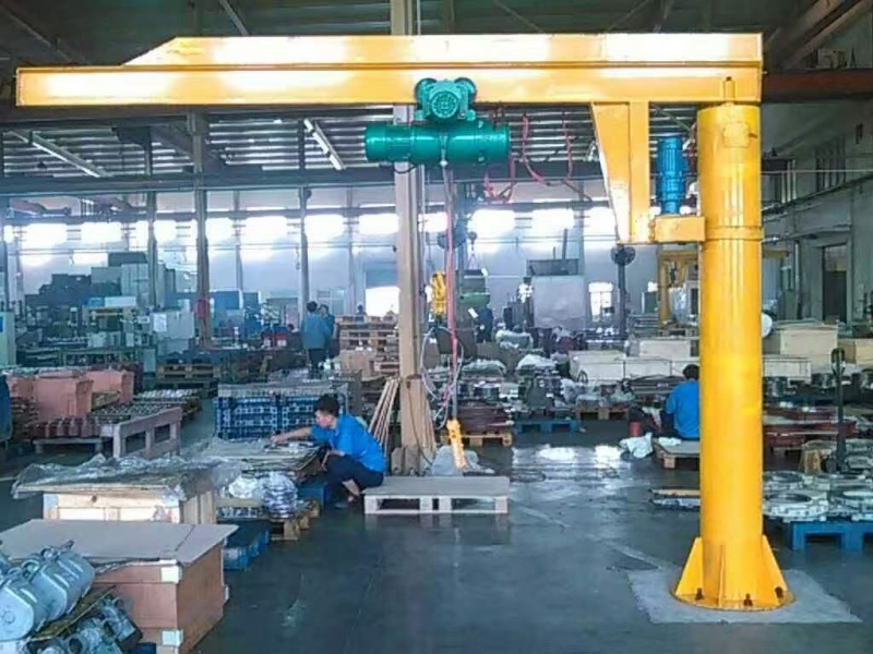 选择通用双梁桥式起重机公司应考虑哪些适配条件和选型标准？ 