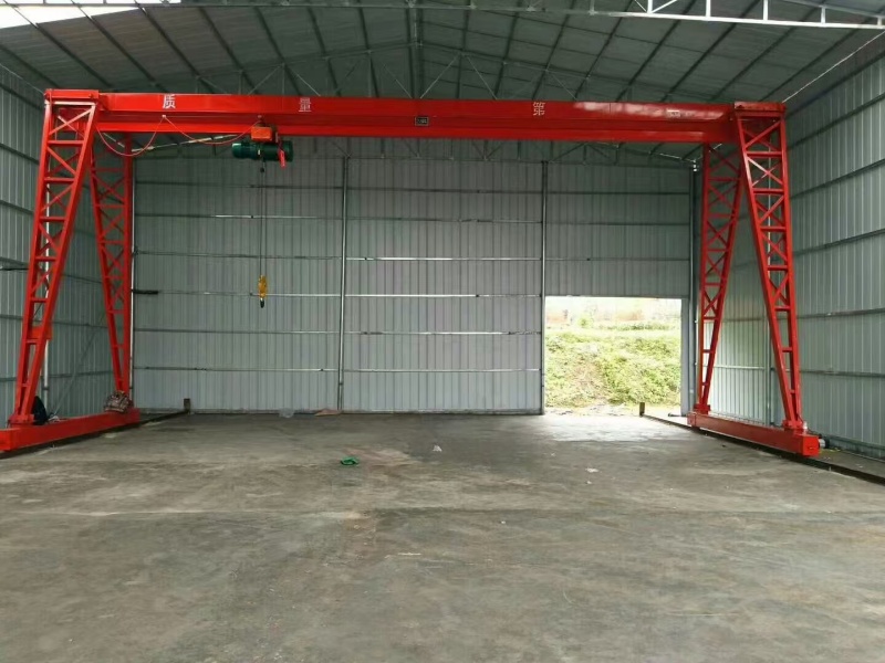 电动单梁起重机选型避坑：这些标准助您选到适配各类工业场所的起重机，泰安宝龙起重值得参考 
