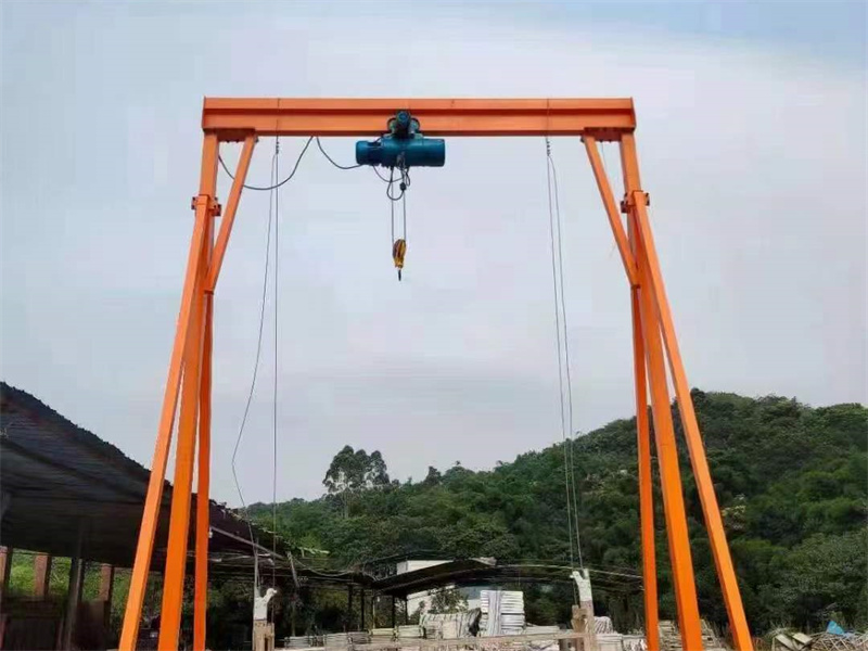 双梁起重机在港口、矿山等多场景的应用优势及口碑认可的山东东信重工方案