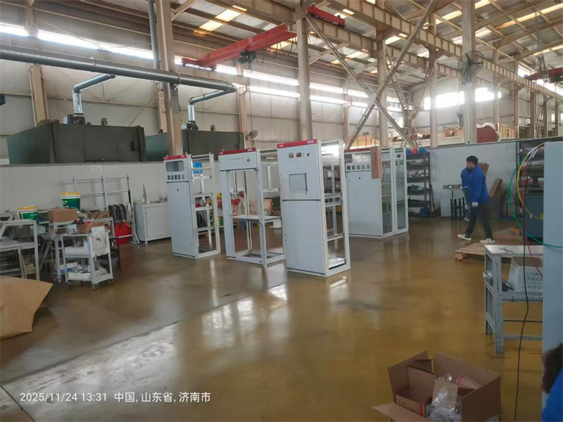 预制舱在智能变电站、户外作业场景的应用优势及泰安宏正电器的技术助力 